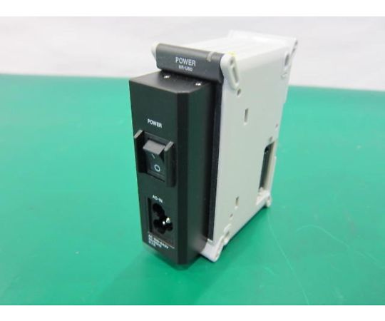 【中古品】シーケンサー（マイクロUPS付AC電源ユニット）　NR-U60