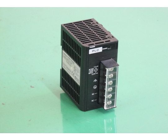 44-1058-73 【中古品】シーケンサー（PLC） CJ1W-PA202 【AXEL】 アズワン