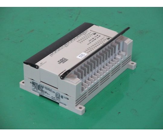 44-1059-05 【中古品】シーケンサー（PLC） CPM1A-40CDR-D 【AXEL