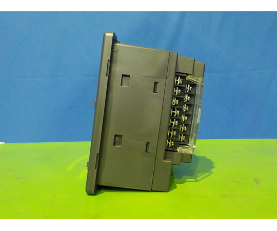 44-1081-68 【中古品】シーケンサー（PLC）（DC電源） KV-P16RL 【AXEL