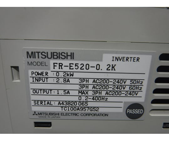 【中古品】インバーター　FR-E520-0.2K