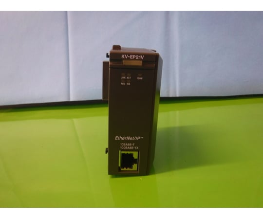 【中古品】シーケンサー（PLC）EtherNet/IPユニット　KV-EP21V