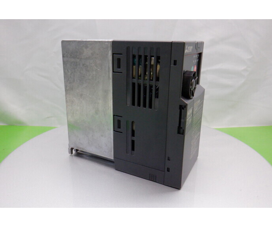 【中古品】インバーター
