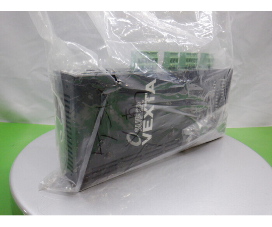 【中古品】ステッピングモーター用ドライバー