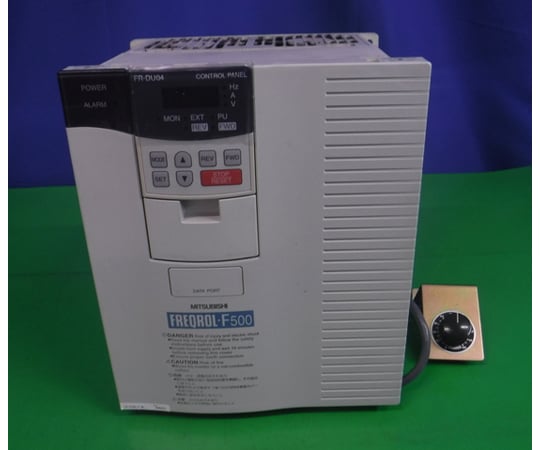 【中古品】インバーター　FR-F520-7.5K