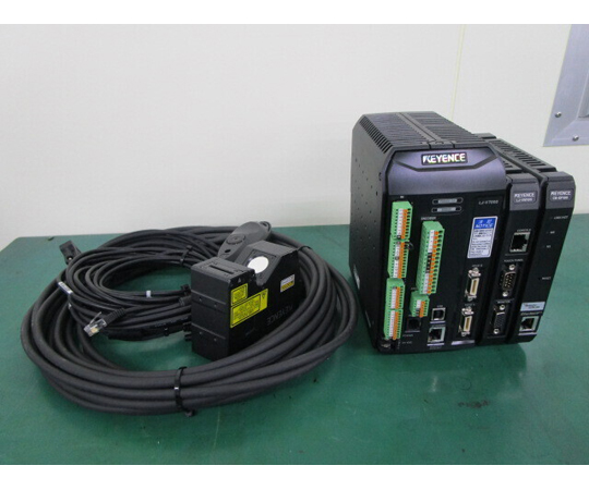 ［取扱停止］【中古品】レーザー変位計　LJ-V7000