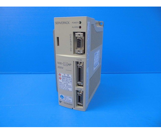 【中古品】サーボアンプ（サーボパック）　SGD-04AP