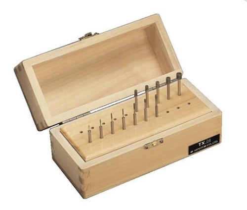 ダイヤモンドセット　３．０　（１２コ）　