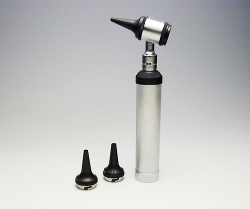 61 5079 33 オトスコープセット 光源付拡大耳鏡 Axel アズワン 61 5079 33 オトスコープセット 光源付拡大耳鏡 Axel アズワン