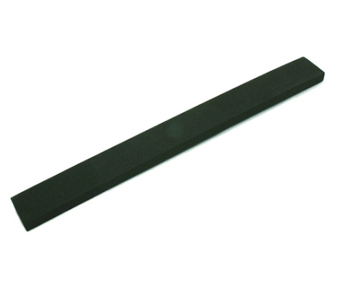 スポンジ　１０×３０×３００ミリ　黒