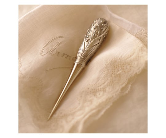 すずらん目打ち (革ケース付)