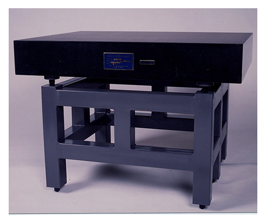 鋳鉄定盤用架台 600×450
