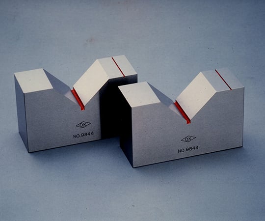 硬鋼製精密Vブロック AA級 100 1組（2個入）