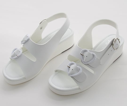 ハート2バックルサンダル　ホワイト　M（22.5～23.0cm）