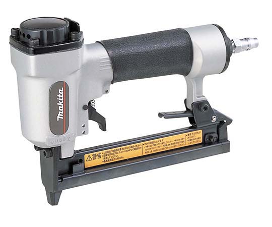 エアタッカ　ステープル幅4mm