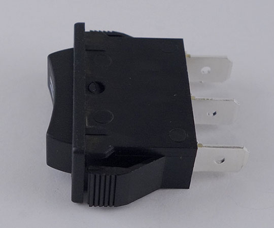 63 3125 78 ロッカースイッチ On Off On 3073 K4p11c04t1b02c Em Axel アズワン 63 3125 78 ロッカースイッチ On Off On 3073 K4p11c04t1b02c Em Axel アズワン