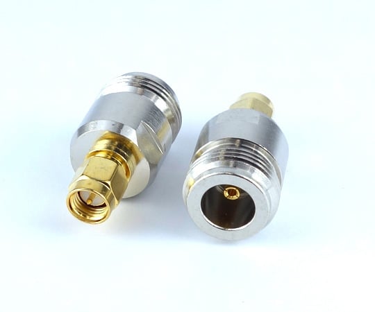 変換コネクター　SMA-P⇔N-J
