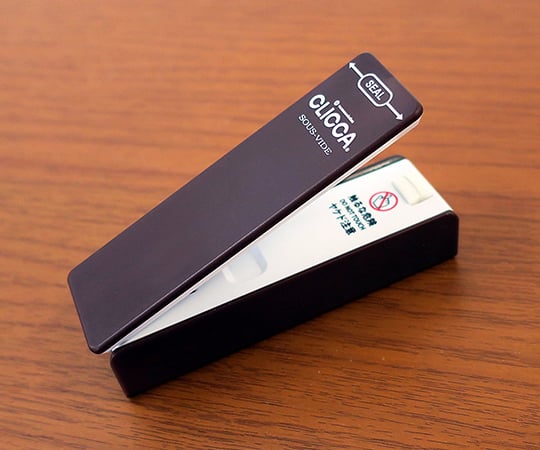 取扱を終了した商品です クリッカ Clicca ハンディシーラー Usb充電式 Clhs1 Bn 63 3992 41 Axel アズワン