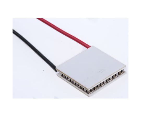 ペルチェモジュール　冷却能力　11.7W　2.2A　8.8V