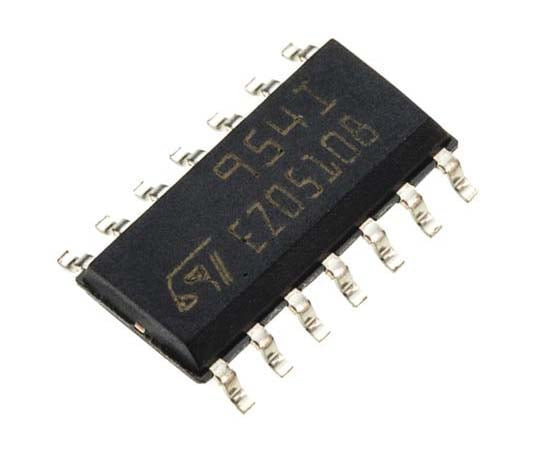 シングル オペアンプ 3 ～9 V,4 表面実装 14-Pin SOIC 1袋（5個入）