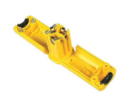 コネクタ　電源　エントリー　レセプタクル　15A